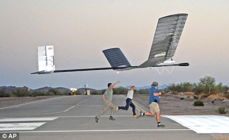 zephyr solar powered plane Solar Plane Breaks Record: 83 hours of Flight
