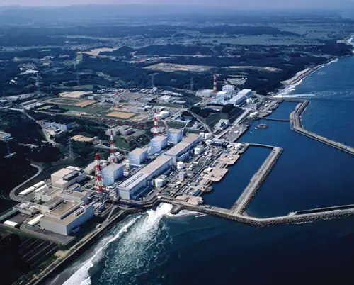 fukushima nuclear reactors 1 Japanese Town Ignores NIMBY Pledge on Nuclear Waste