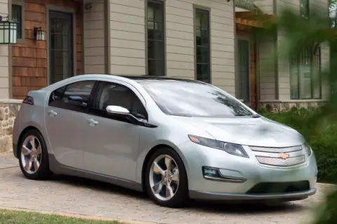 ChevyVoltGreenHouse03 610x406 Chevrolet Volt to Begin Selling in California Next Year