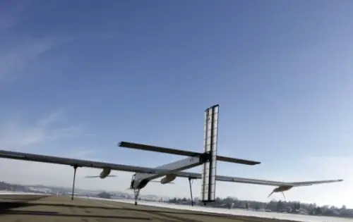solarimpulse8 Solar Powered Plane Sees its First Flight