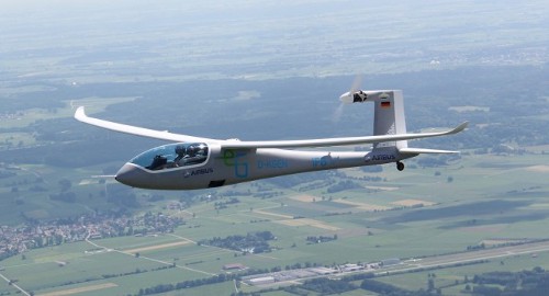 egeniusplane eGenius Electric Aircraft Sets Record with 211 Mile Flight in 2 Hours