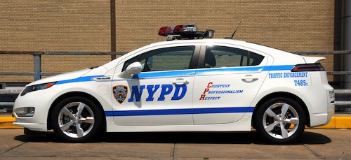 volt nypd Chevrolet Volt Spearheading New York City’s Green Drive; 50 EVs Added to NYC Fleet