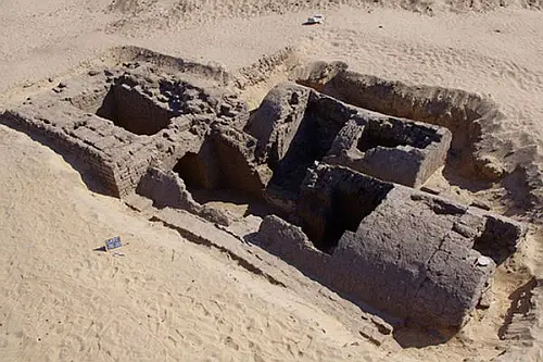 3300 Year Old Egyptian Tomb Discovery Photos: 3,300 Year Old Egyptian Tomb Uncovered by Archaeologists