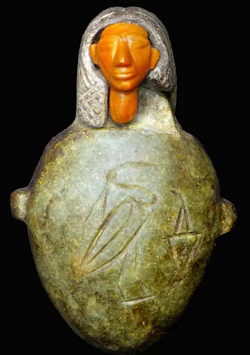 Rare heart amulet in Egyptian Tomb