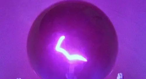 Vaccum Ultraviolet light bulb Researchers In Japan Unravel Cutting Edge Ultraviolet Lamp